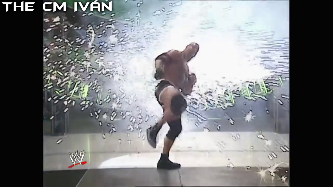 TOP 5 WWE ENTRANCE FAILS