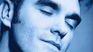 David Morrissey talks about voicing Morrisseys Autobiography @GriefTourist