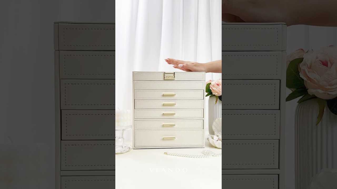 POV: Deine Traum-Schmuckbox - stylisch, ordentlich und riesig! ✨ 