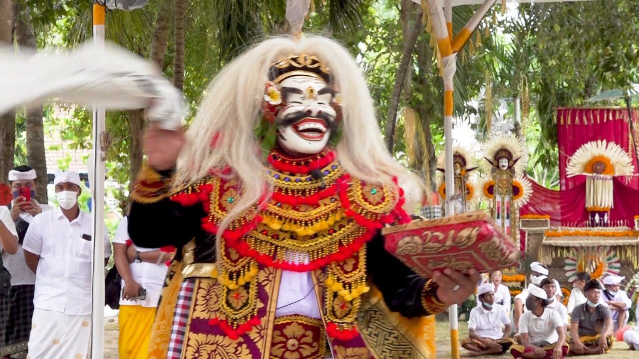 Topeng Dalem Sidakarya Dalem Ped Nusa Penida