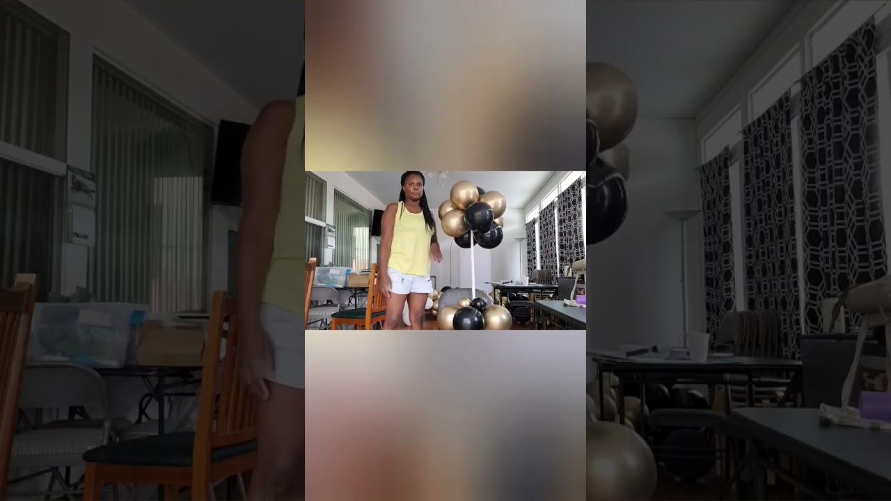 Simple Balloon Centerpieces