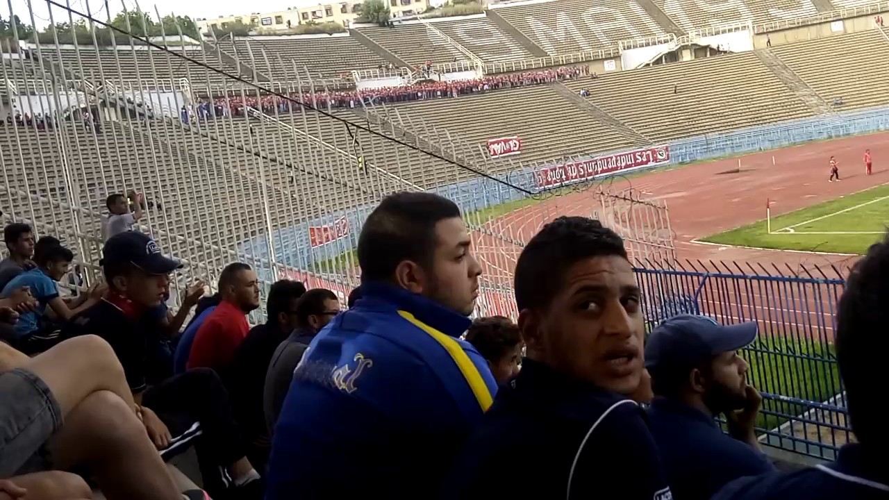 احرار بونة يعبرون عن غضبهم من اللاعبين بطريقتهم الخاصة |usma Annaba idb