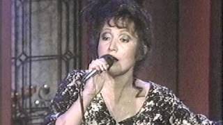Kate and Anna McGarrigle with Maria Muldaur: The Lying Song (1984) chords