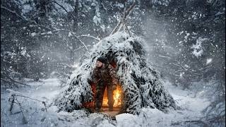 Snowstorm Outside, Fire Inside | Building a Winter Shelter