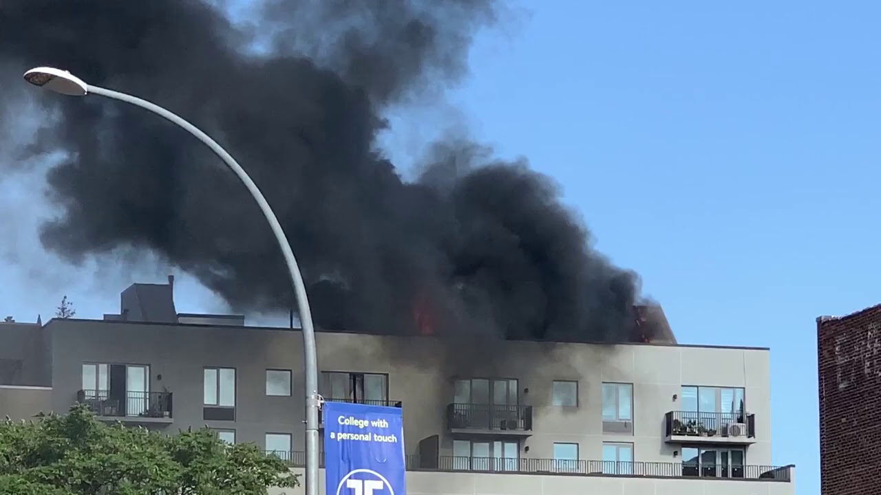 Fire 🔥 Kings Highway E 19th St between Quentin Rd., Brooklyn, NY 09/07/2020