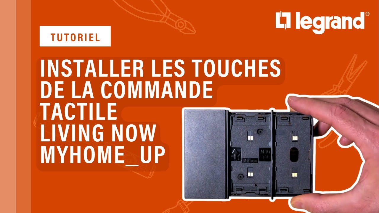Comment installer les touches de la commande tactile Living Now MyHome_Up ?