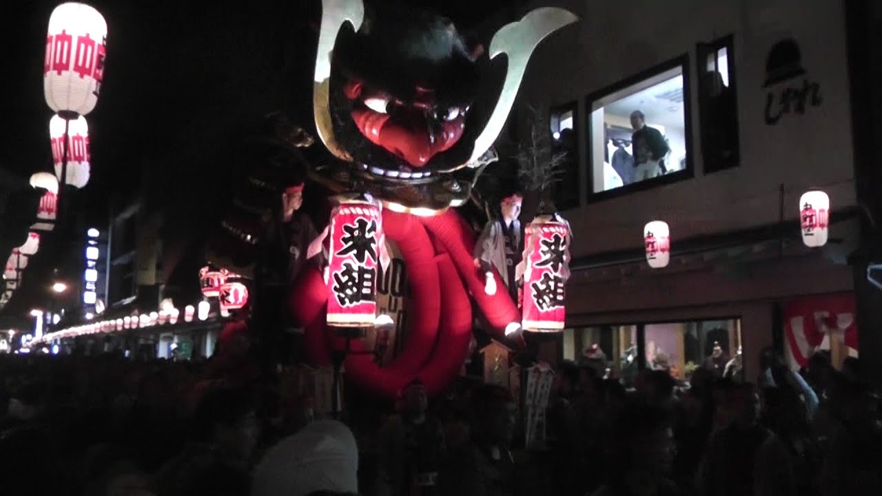 唐津くんち 2012年(平成24年) 11番山 酒呑童子と源頼光の兜 - YouTube