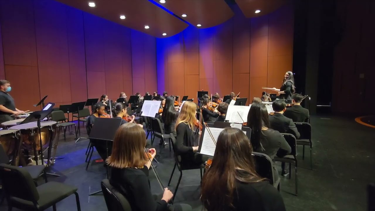 La Cumparsita by Matos Rodríguez, arr. Merle J. Isaac. Marian Gutierrez Curiel, Conductor
