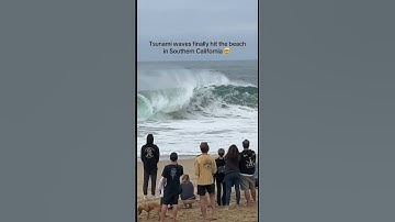 Thumbnail of Tsunami waves hit the beaches of Southern California 😮 #surf #surfing #waves #bigwaves #tsunami