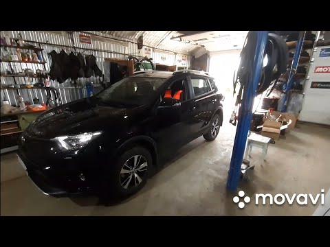 Замена масла в двигателе Toyota Rav 4 Тойота Рав 4