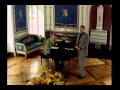 Романсы Франца Шуберта исполняет Дитрих Фишер-Дискау (баритон). За фортепиано - Святослав Рихтер