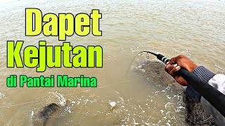 Dapet Kejutan Di Pantai Marina