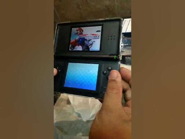 A responder a @thy4g0_ ensinando a como jogar jogos de Nintendo DS no