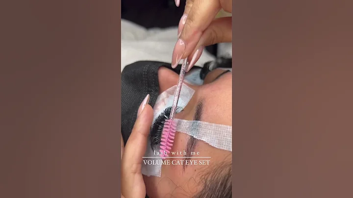 lash with me: volume cat eye set