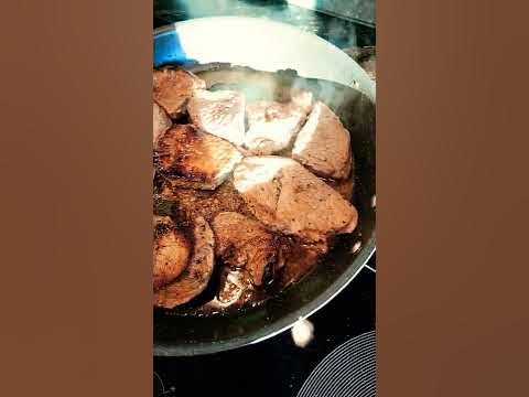 HOW TO COOK A PERFECT SIRLOIN STEAK WITH GARLIC BUTTER #shorts #