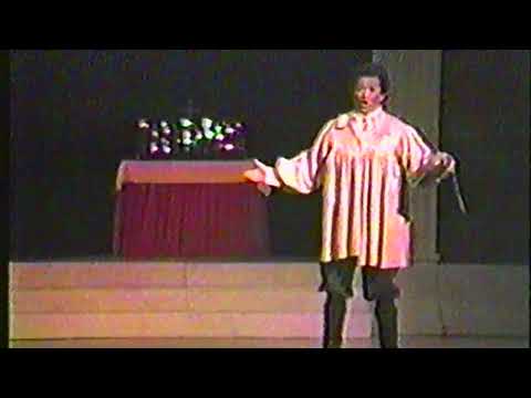 Sam Thompson sings "Recondita Armonia" from Tosca