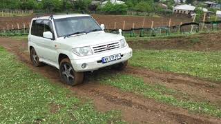 Pajero io hill climb