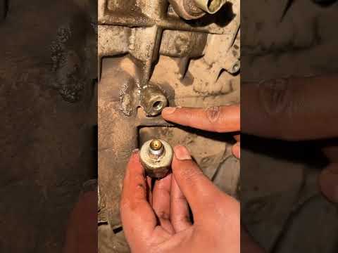How to clean Oil Pressure Sensor? #oilpressuresensor #oilpressure #sensor #fypシ #rxmechanic