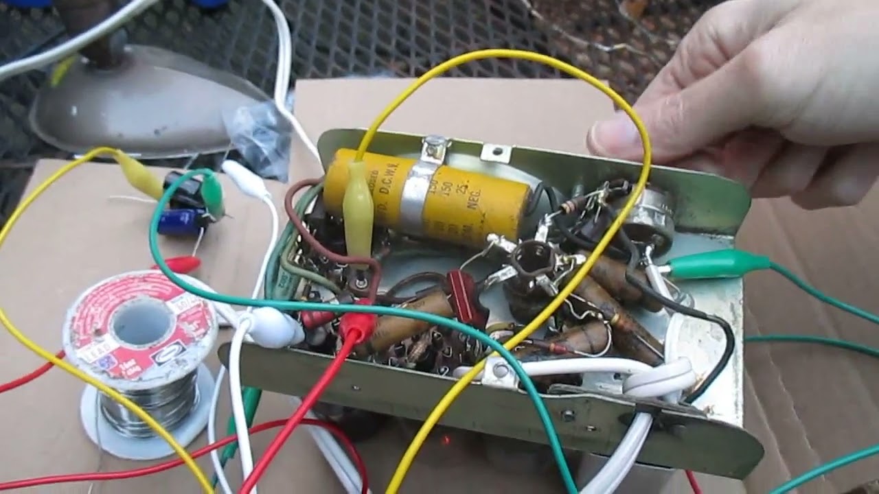 Ремонт миниатюрного металлического радиоприемника Arvin с четырьмя лампами 1946 года — части 1 и 2