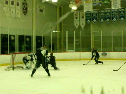 Lightning's Victor Hedman, others practice