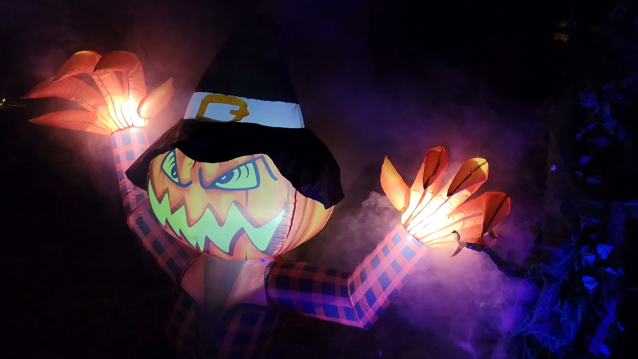 The Man Eating Plant ate the Among Us Imposter | Halloween Prop/Animatronic!