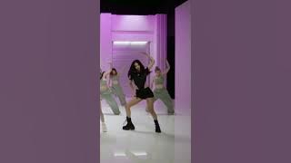 BLACKPINK 'Shut Down' Dance Performance Jennie Focus