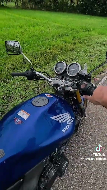Honda hornet srilanka😈💥💥 #srilanka #hornet #auto #bike #ct100 #biketiktok #r1 #auto #dtracker