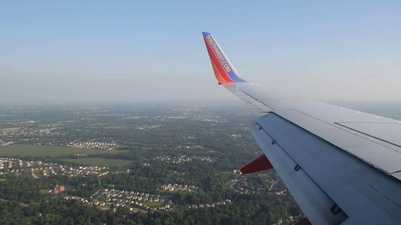 Southwest Airlines 737700 Onboard Late Afternoon Arrival into Columbus