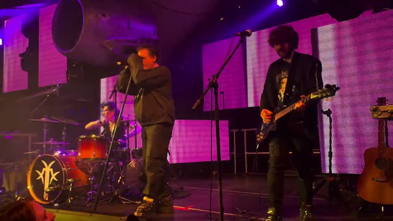 Ни там ни тут (Глеб Самойлoff & The Matrixx)