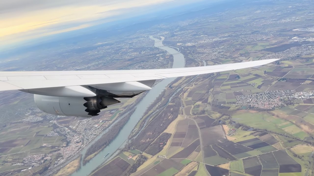 Lufthansa's Boeing 747-8 Smooth Frankfurt Departure!