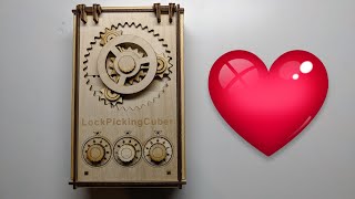 [036] I love this personalised wooden safe