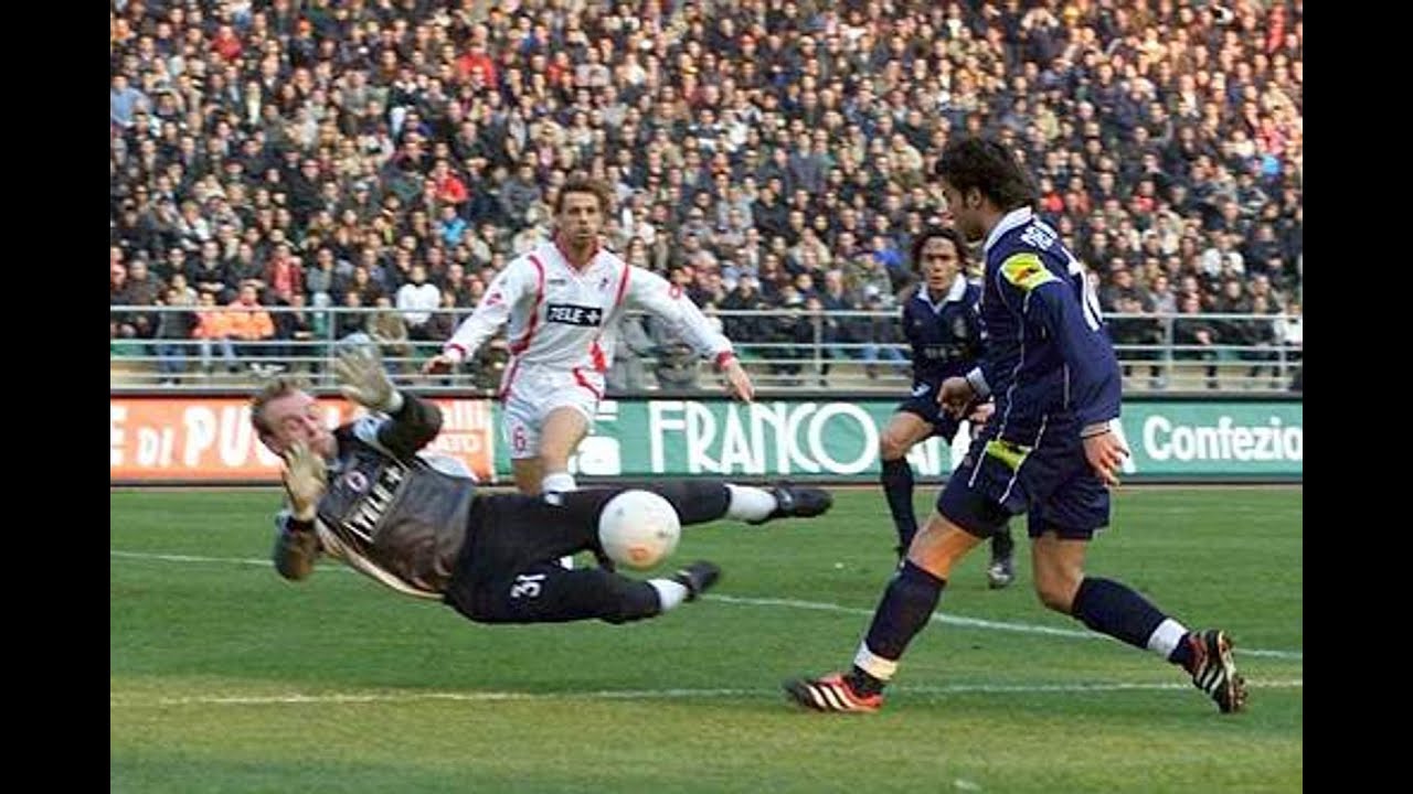 Gazette Dello Sport 19 Février 2001 Bari-Juventus 0-1 Du Piero Gazette Dello Sport 19 Février 2001 Bari-Juventus 0-1 Du Piero