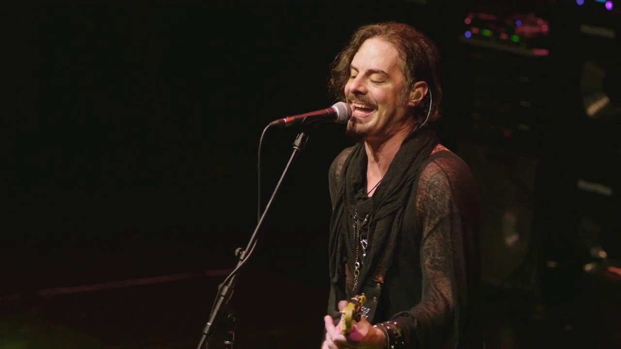 The Winery Dogs Live in Santiago Full Show