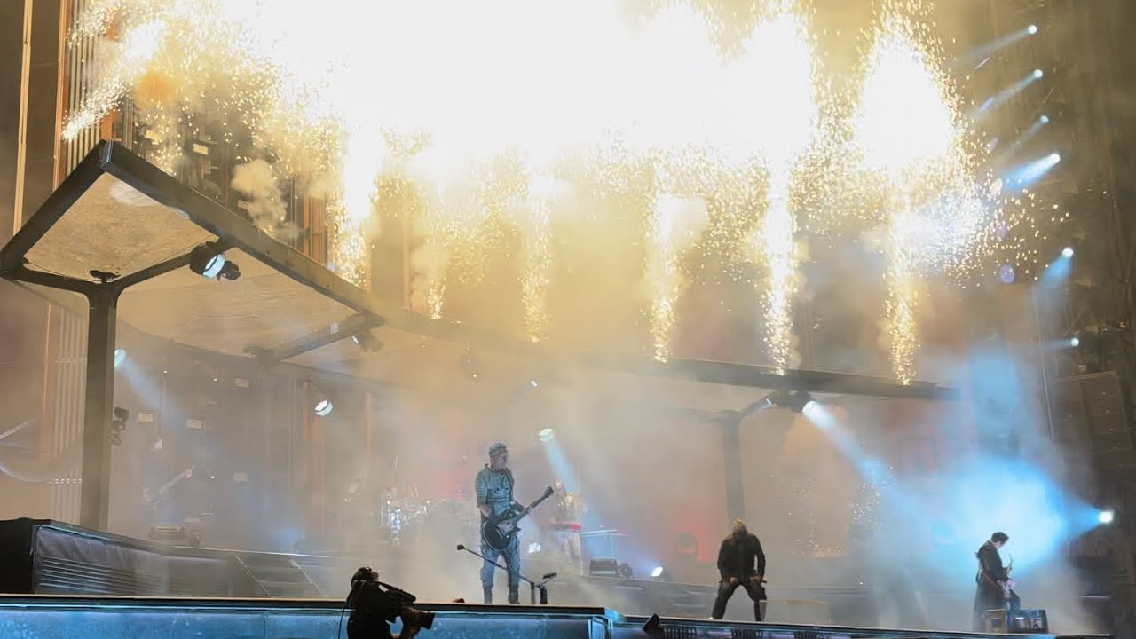 Rammstein Sehnsucht Live FEUERZONE 60fps @ Alamodome, San Antonio (09 ...