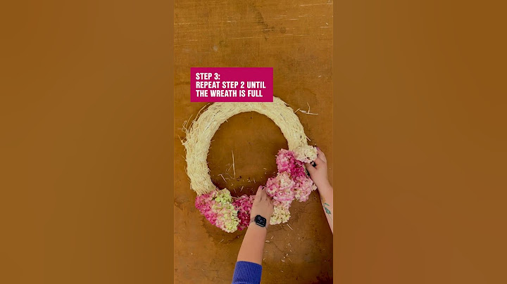 DIY Panicle Hydrangea Wreath