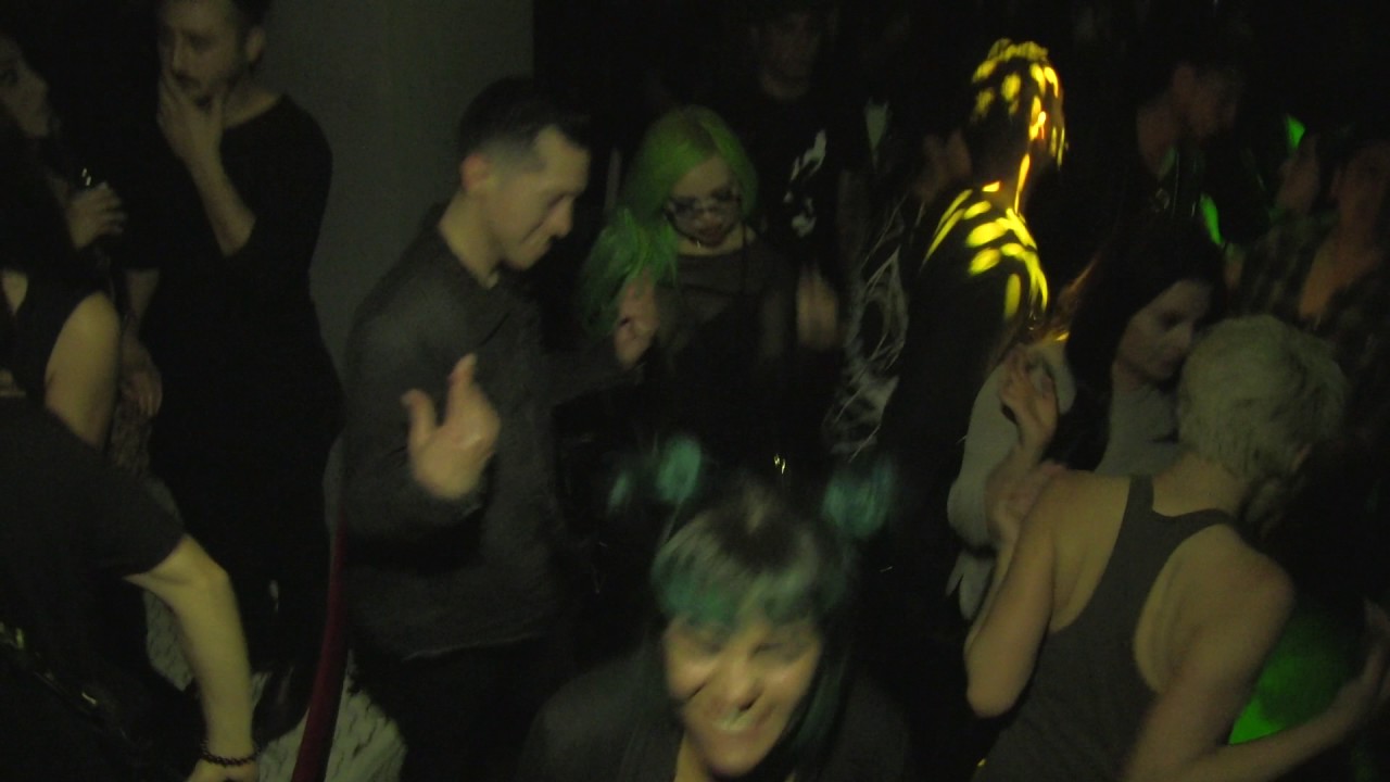 ASTRONOMAR B2B BOT 106 - SURPRISE B2B VIBES @ CLUB DANCE REUNION - 4.12.2017