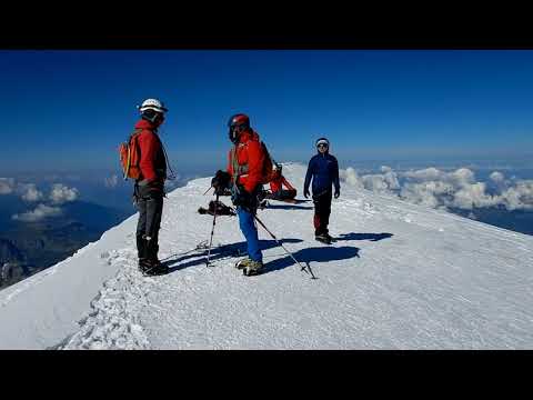 Wideo: Wspinacze Nielegalnie Lądują Na Mont Blanc