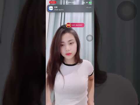 BIGO LIVE bé trang 3 tuổi show hàng