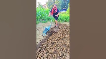 Portable hand push plowing tool- Good tools and machinery can increase work efficiency