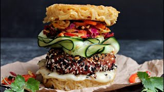 spicy Korean noodle burger | samyang burger |Korean spicy burger|Korean street food#ZVLOGS#food#fun