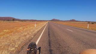 Notre Traversée De Laustralie En Vélo Couché. Sud Dalice Springs