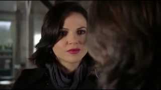 Once Upon A Time 2x17 Welcome to Storybrooke Regina tries to kill Mary Margaret; Gold stops her