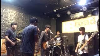 Tiba-Tiba Terjadi - Morfem cover Pathfinders