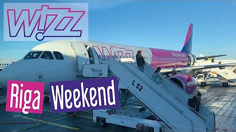 LUTON AIRPORT Flying Wizzair A320 to Riga