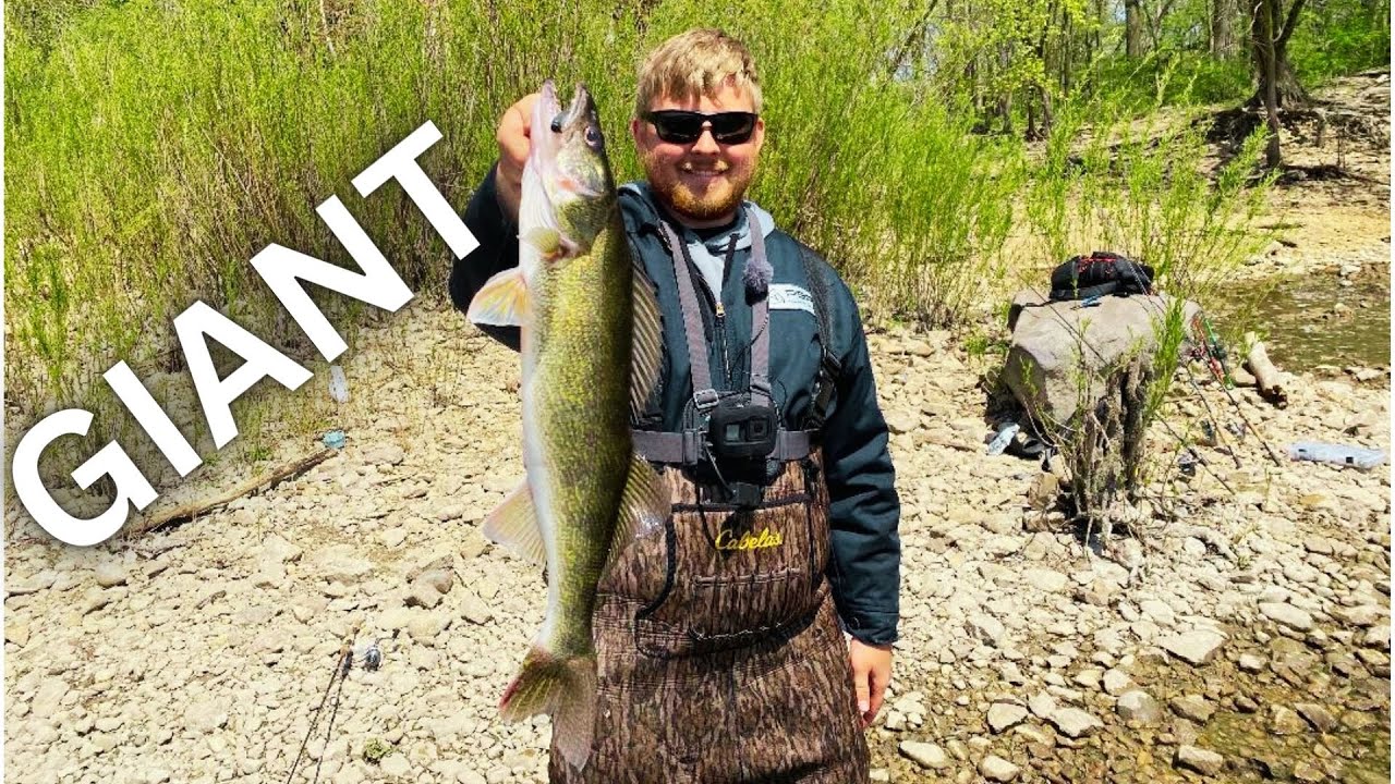 Illinois River Fishing SPRING 2023(GIANT FISH!) YouTube