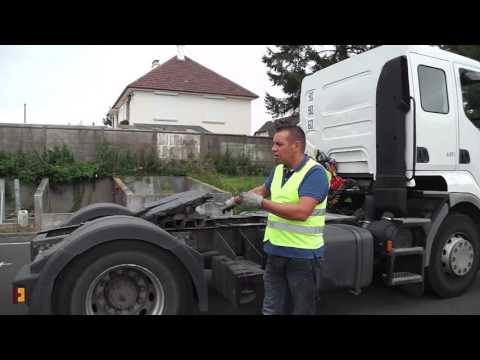 Vidéo: Attelage Pour Tracteur à Conducteur Marchant (22 Photos) : Le Choix D'un Attelage Universel Pour Une Remorque Chez MTZ Et Pour Une Charrue. Dimensions D'attelage Sur Le Tracteur à 