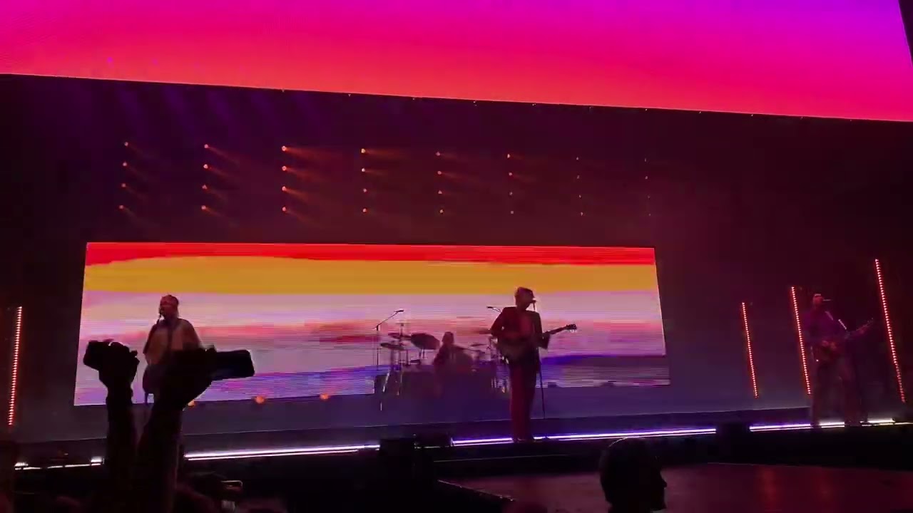 5SOS - Complete Mess live at Take My Hand tour @ AFAS Live 19/04/2022