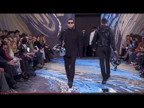 Louis Vuitton Fall 2017 Collection at Paris Men's Fashion Week