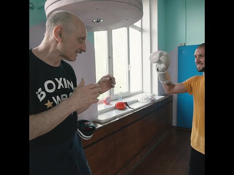 73-летний тренер показал скорость!