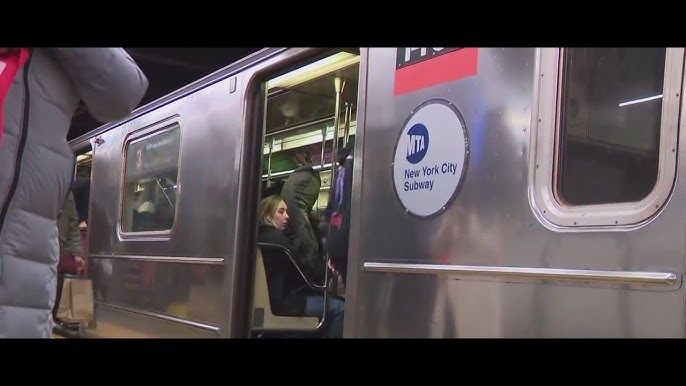Woman Stuck By Train Loses Feet After Boyfriend Pushes Her Onto Tracks Nypd